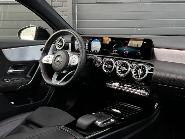 Mercedes-Benz A-Klasse 250 e Business Solution AMG Limited