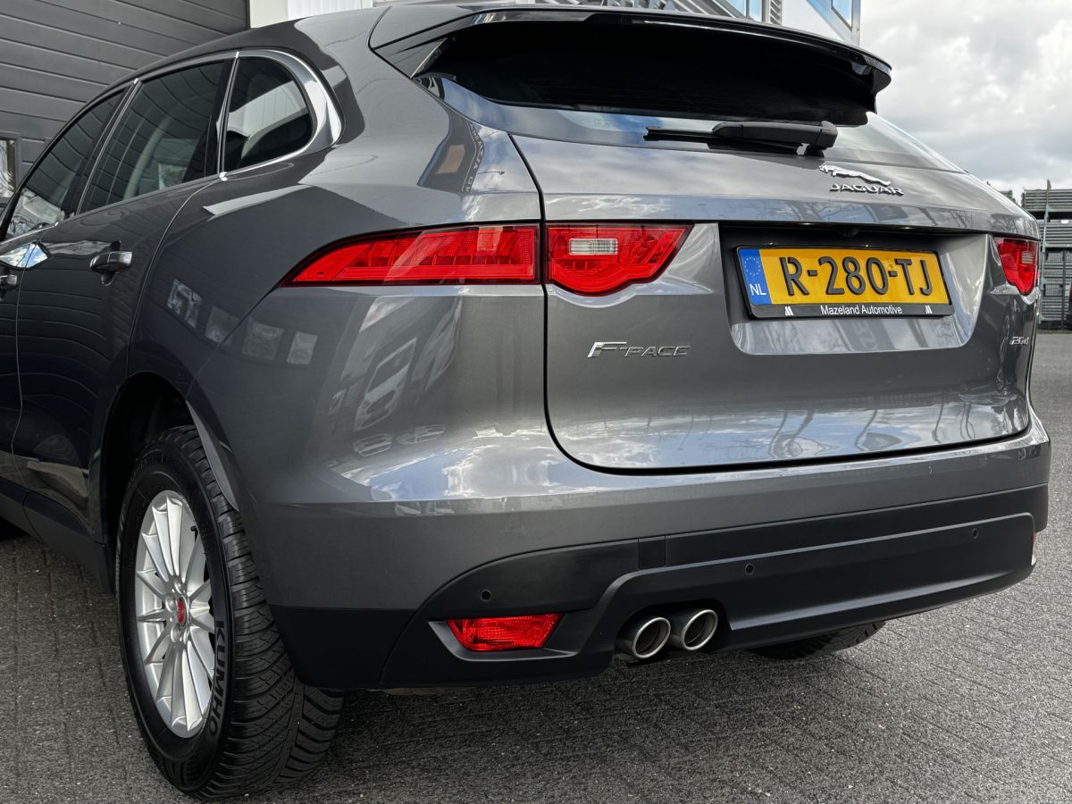 Jaguar F-Pace 2.0 Portfolio 20d 180PK