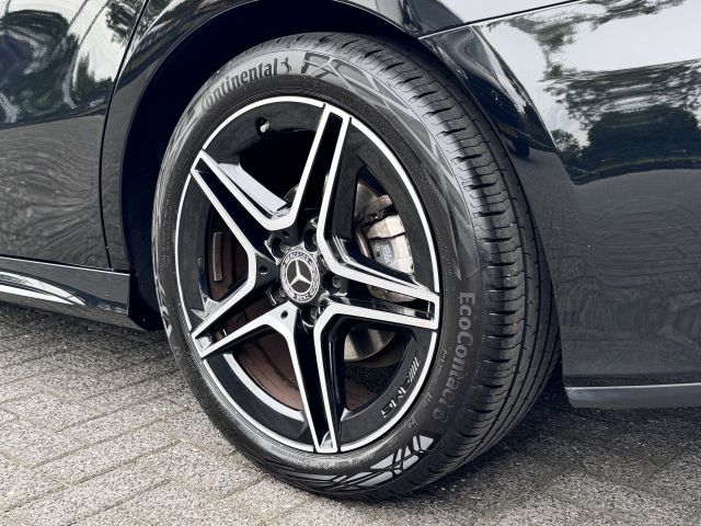 Mercedes-Benz A-Klasse 180 Business Solution AMG