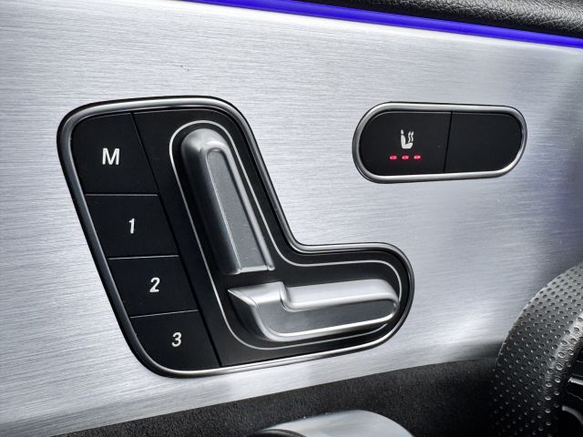 Mercedes-Benz A-Klasse 180 Business Solution AMG