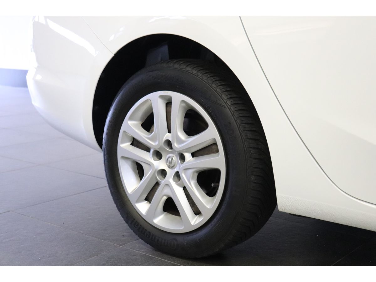 Opel Astra Sports Tourer 1.2 Edition NL Auto 12MND garantie Opel Astra Sports Tourer 1.2 Edition NL Auto 12MND garantie