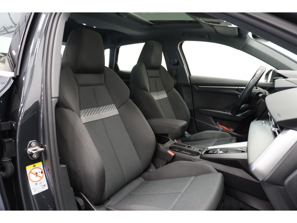 Audi A3 Sportback 35 TFSI 150PK Business edition Automaat 12MND garantie