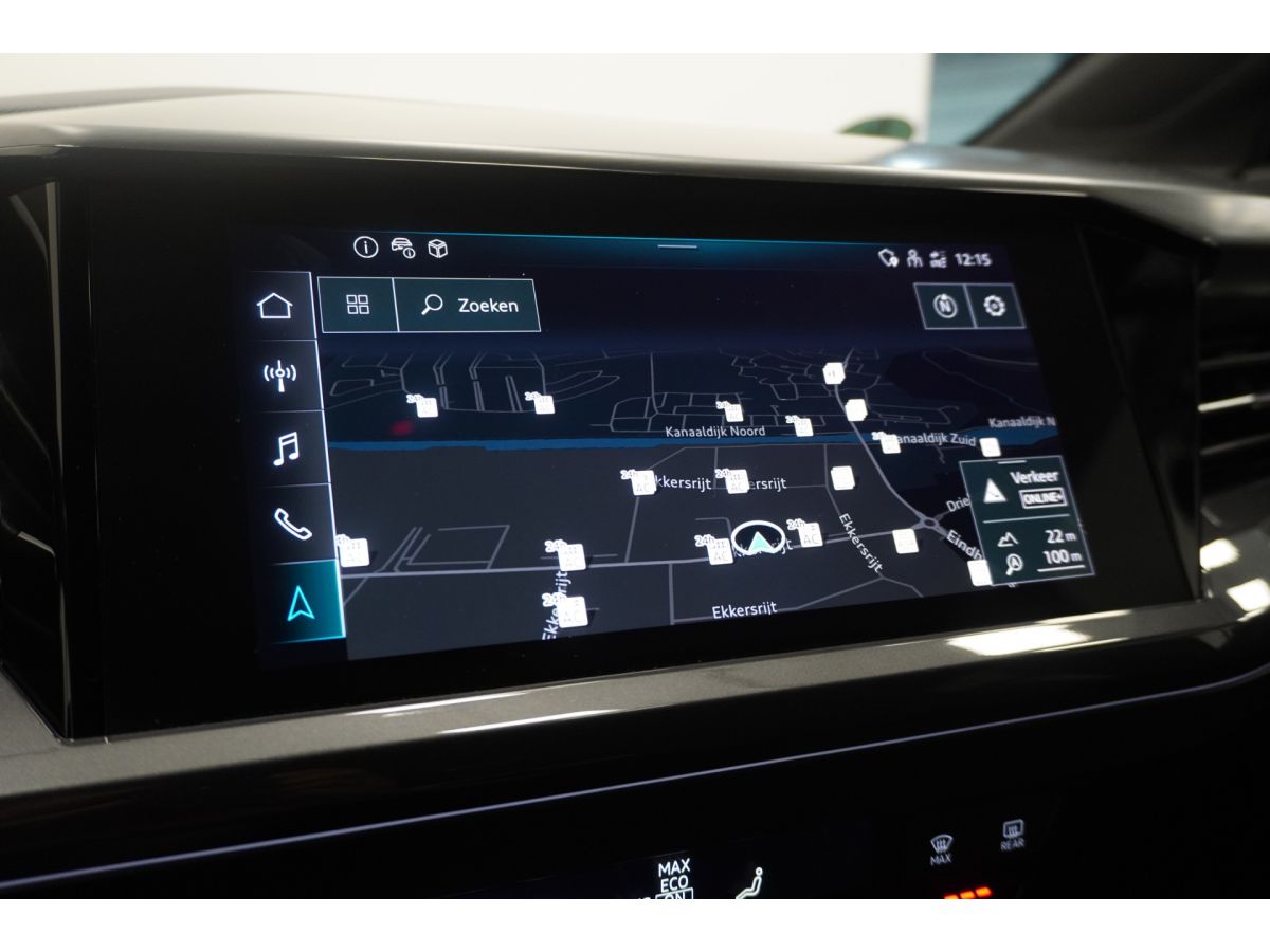 Audi Q4 e-tron 40 Launch edition Advanced S-Line 77 kWh 3 fasen Audi Q4 e-tron 40 Launch edition Advanced S-Line 77 kWh 3 fasen