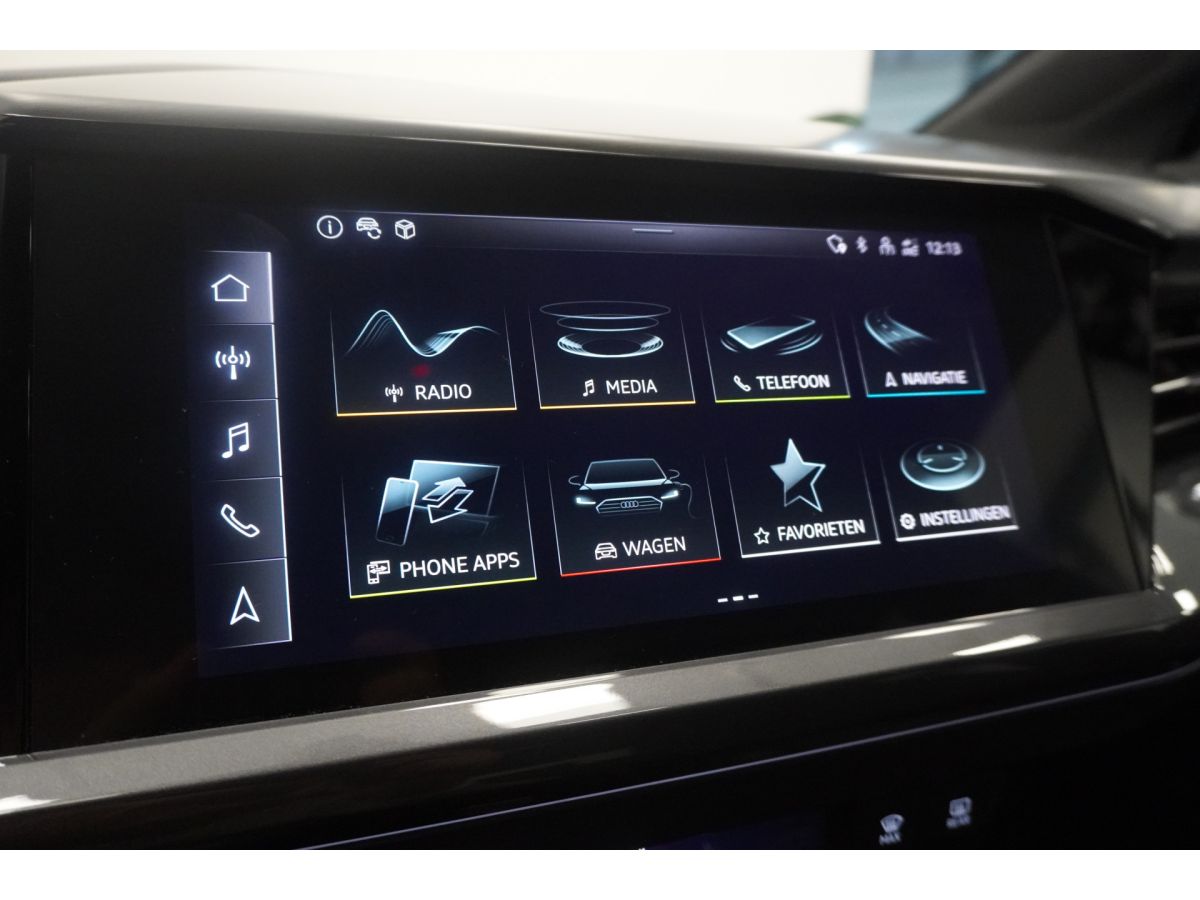 Audi Q4 e-tron 40 Launch edition Advanced S-Line 77 kWh 3 fasen Audi Q4 e-tron 40 Launch edition Advanced S-Line 77 kWh 3 fasen