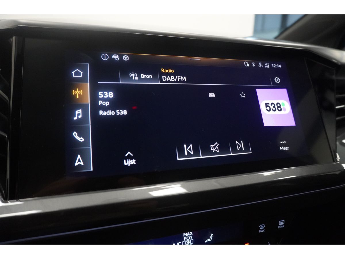 Audi Q4 e-tron 40 Launch edition Advanced S-Line 77 kWh 3 fasen Audi Q4 e-tron 40 Launch edition Advanced S-Line 77 kWh 3 fasen