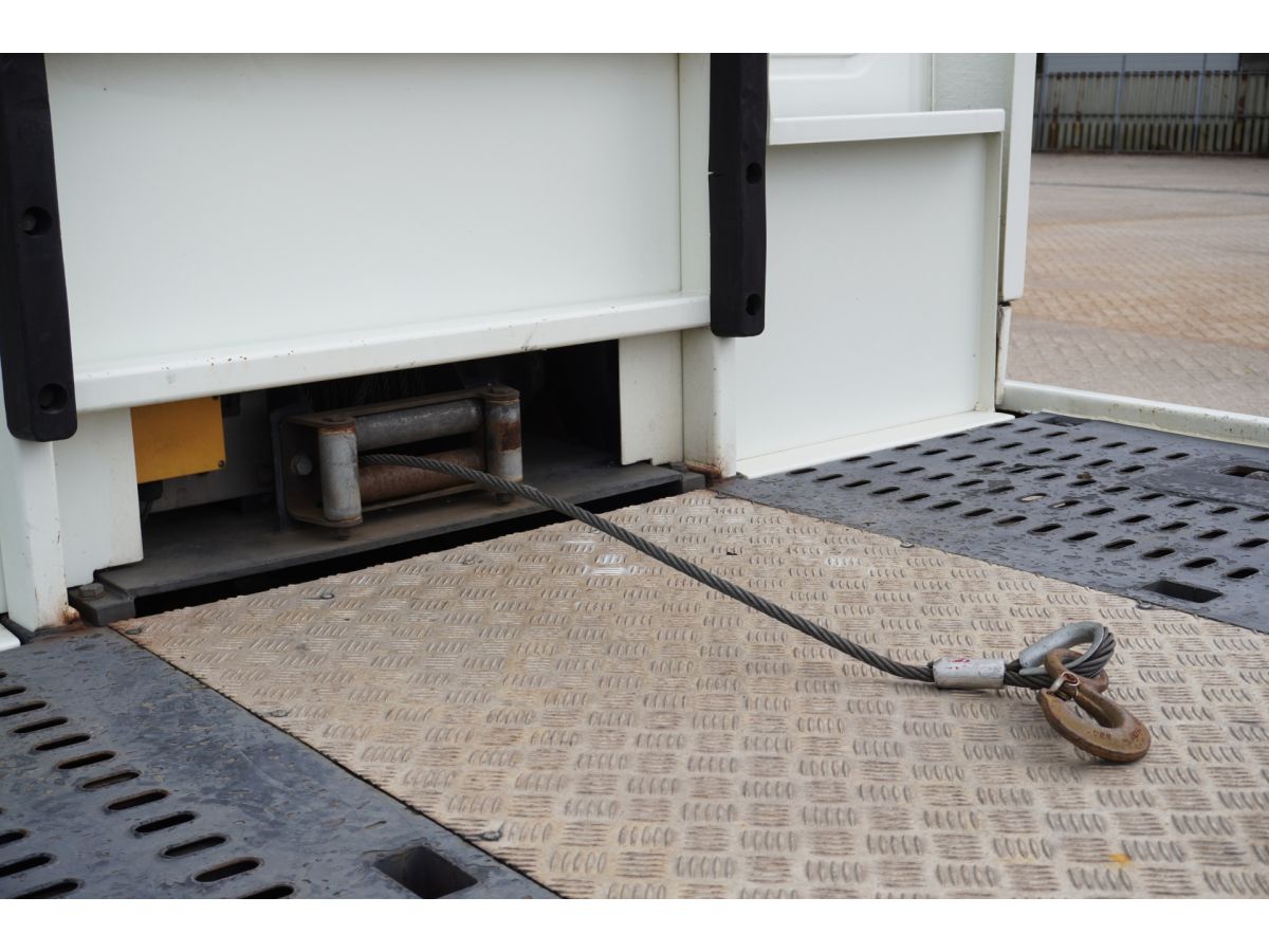 Iveco ML75E18/P AUTOTRANSPORT INCL TRIDEM AANHANGER 3500KG Iveco ML75E18/P AUTOTRANSPORT INCL TRIDEM AANHANGER 3500KG