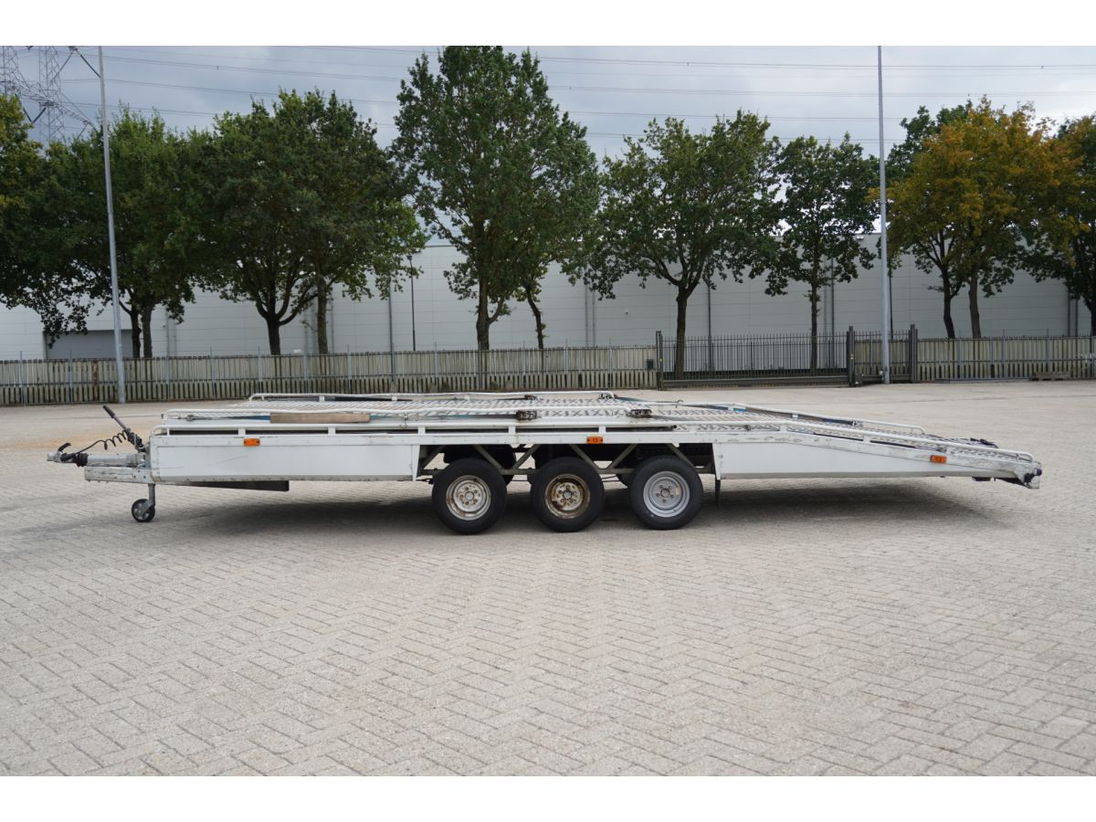 Iveco ML75E18/P AUTOTRANSPORT INCL TRIDEM AANHANGER 3500KG Iveco ML75E18/P AUTOTRANSPORT INCL TRIDEM AANHANGER 3500KG