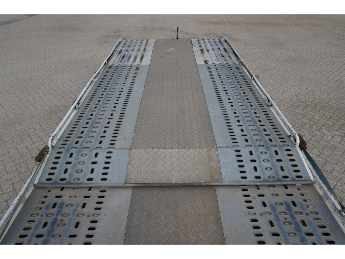 Iveco ML75E18/P AUTOTRANSPORT INCL TRIDEM AANHANGER 3500KG Iveco ML75E18/P AUTOTRANSPORT INCL TRIDEM AANHANGER 3500KG