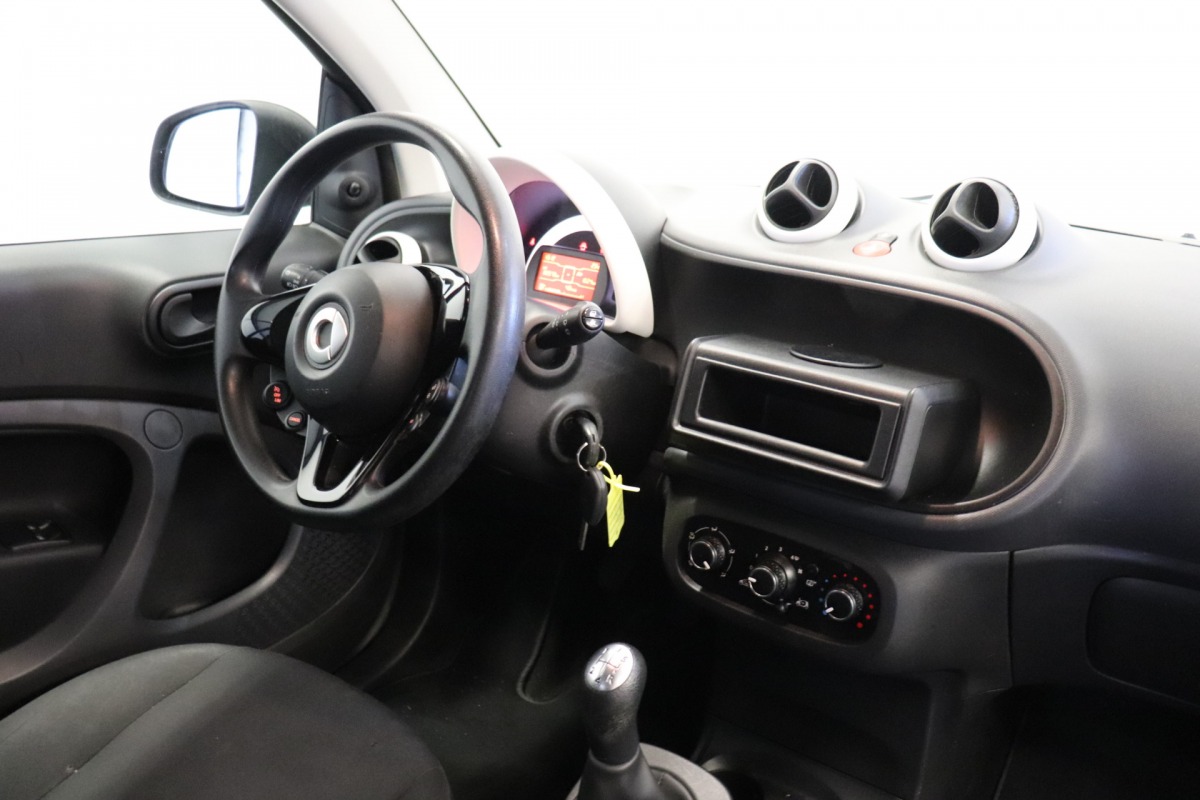 Smart Fortwo 1.0 Pure | Cruise | Elekt. Ramen | Start/Stop | € 4.950,-