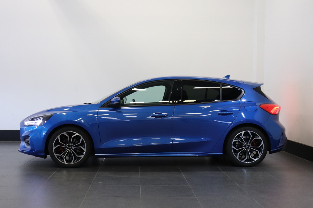 Ford Focus 1.5 EcoBoost 150PK Automaat ST Line Business - A/C Climate - Head Up - Camera - ACC Cruise - € 20.900,- incl. BTW.