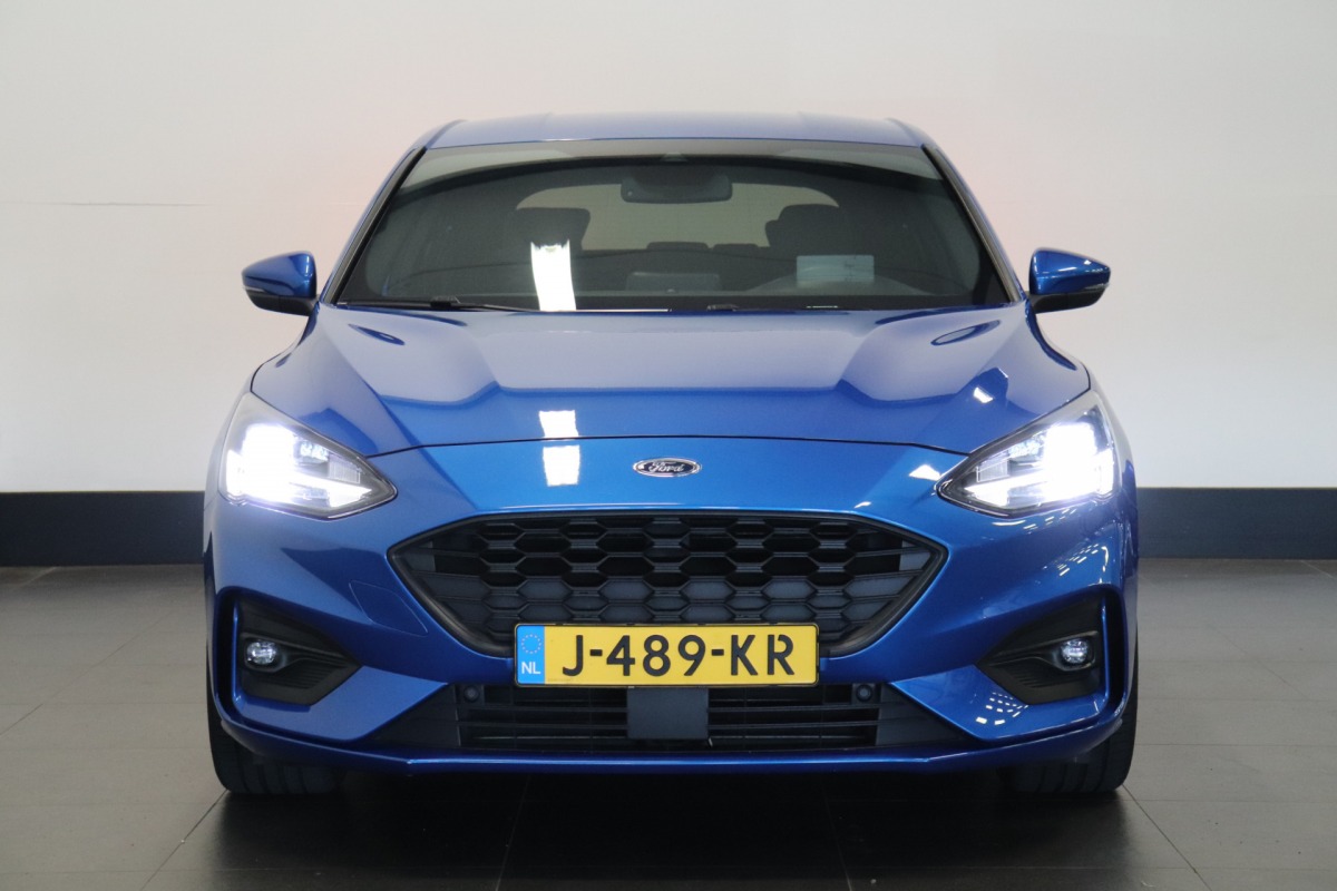 Ford Focus 1.5 EcoBoost 150PK Automaat ST Line Business - A/C Climate - Head Up - Camera - ACC Cruise - € 20.900,- incl. BTW.