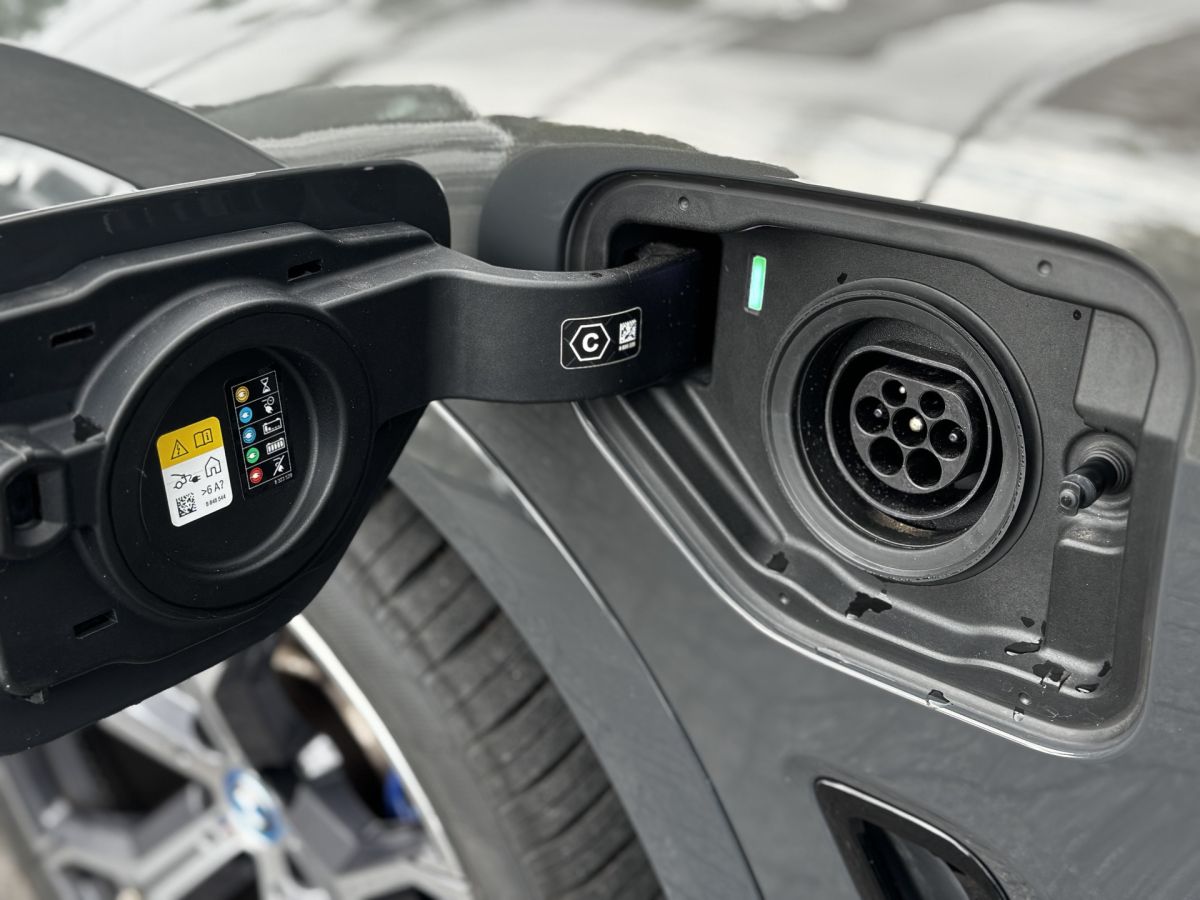 BMW X5 xDrive45e High Executive M-Sport BMW X5 xDrive45e High Executive M-Sport