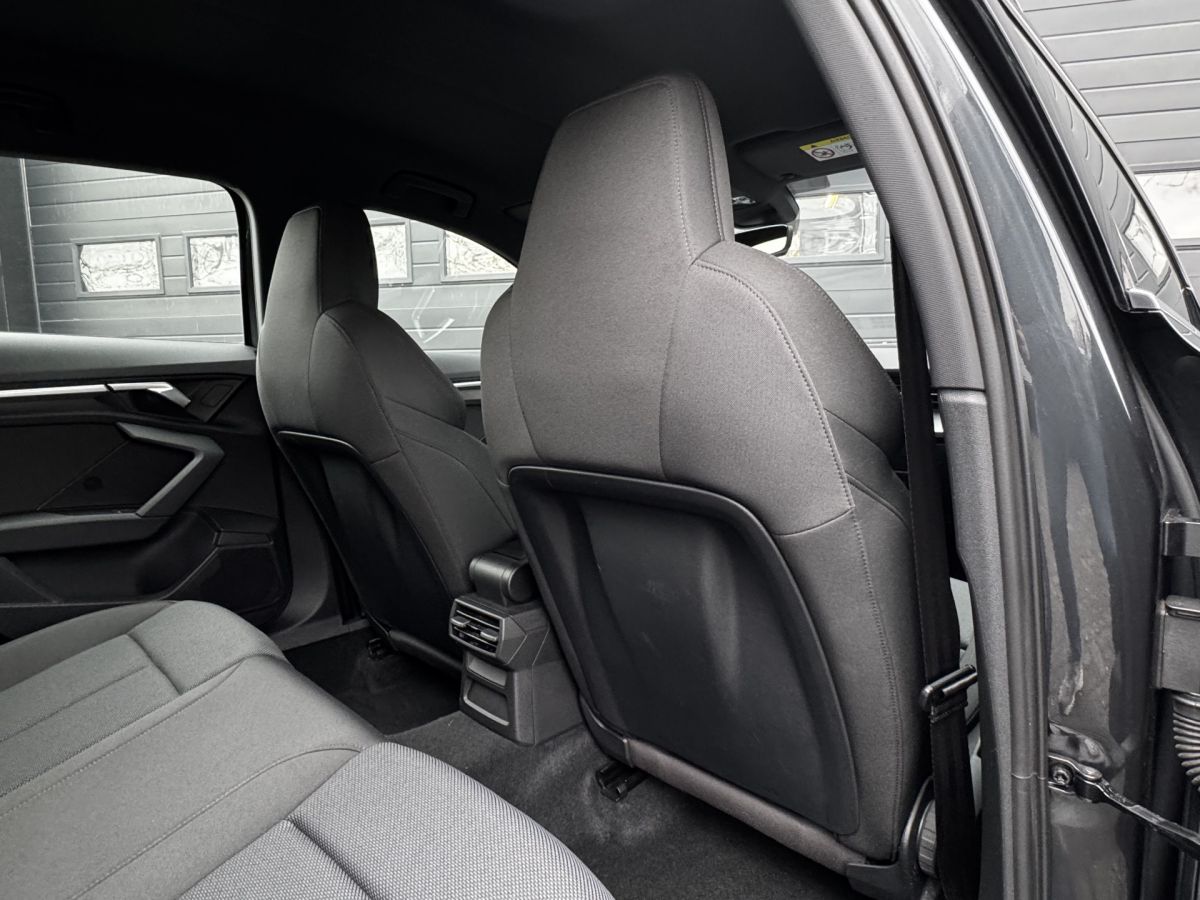 Audi A3 Sportback 35 TFSI 150PK Automaat Business edition