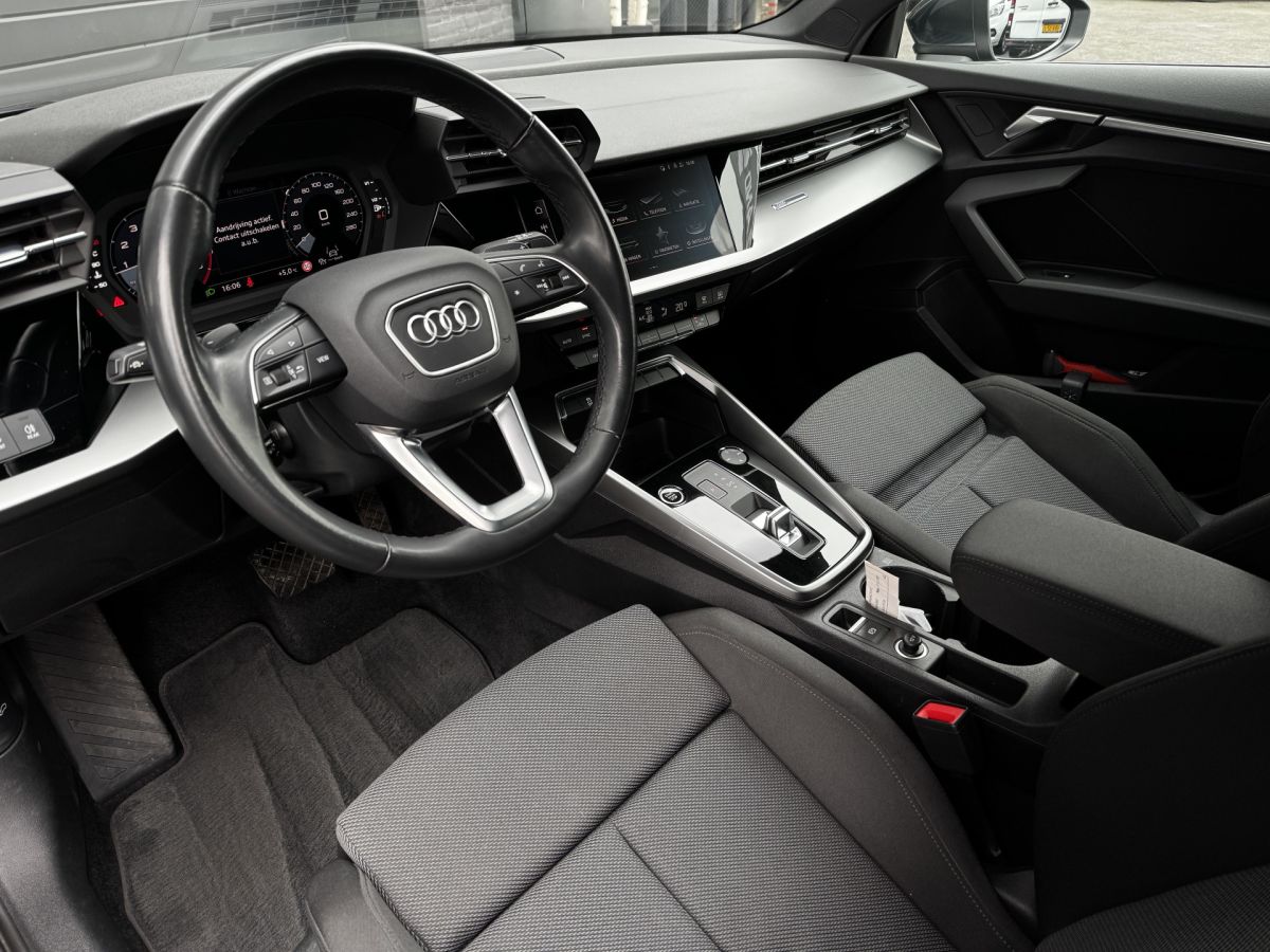 Audi A3 Sportback 35 TFSI 150PK Automaat Business edition