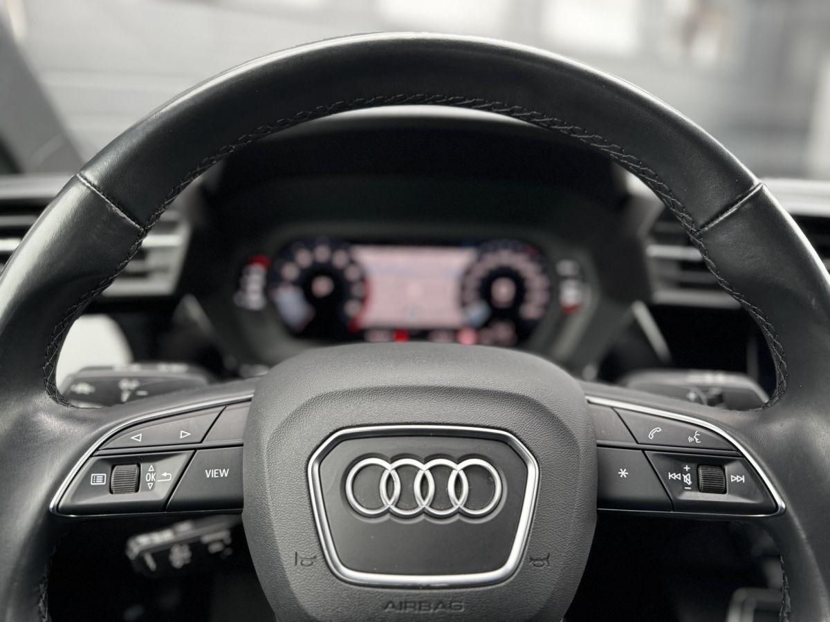 Audi A3 Sportback 35 TFSI 150PK Automaat Business edition