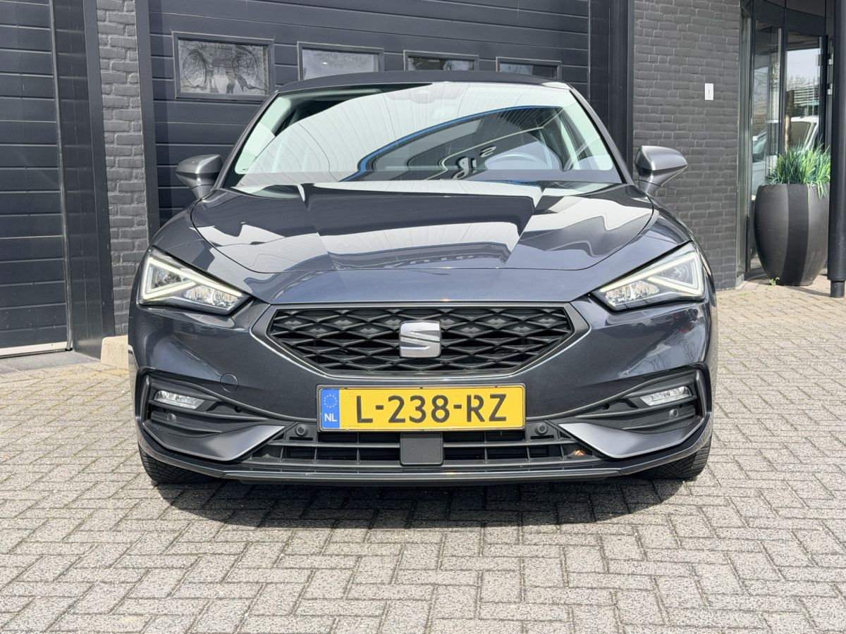 SEAT Leon 1.5 eTSI 150PK Automaat FR Launch Edition