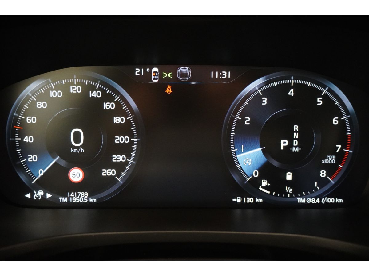 Volvo V60 2.0 B3 163PK Momentum R-Design 12MND garantie Volvo V60 2.0 B3 163PK Momentum R-Design 12MND garantie