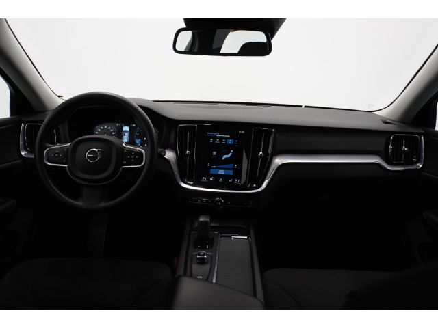 Volvo V60 2.0 B3 163PK Momentum R-Design 12MND garantie Volvo V60 2.0 B3 163PK Momentum R-Design 12MND garantie