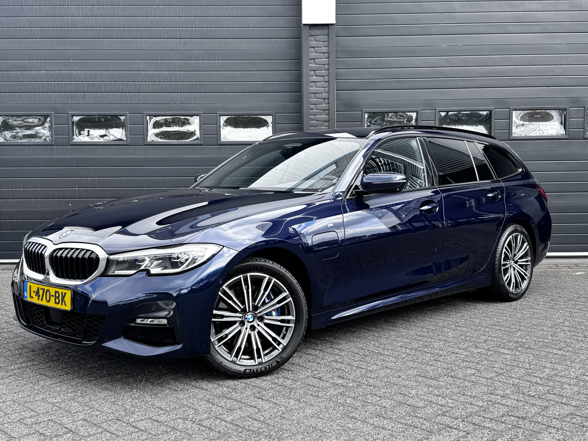BMW 3 Serie Touring 330e xDrive High Executive