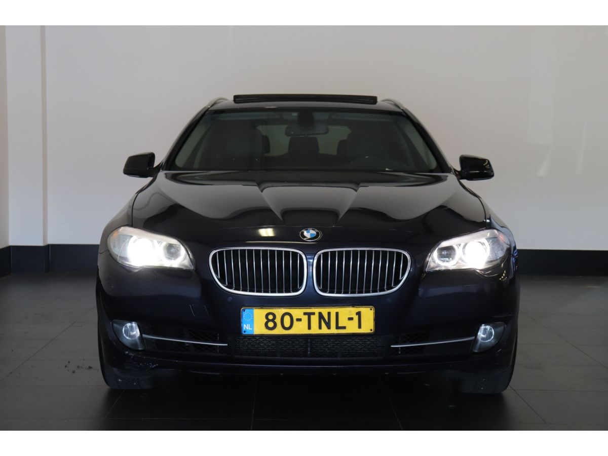 BMW 5 Serie Touring 528i 245PK High Executive BMW 5 Serie Touring 528i 245PK High Executive