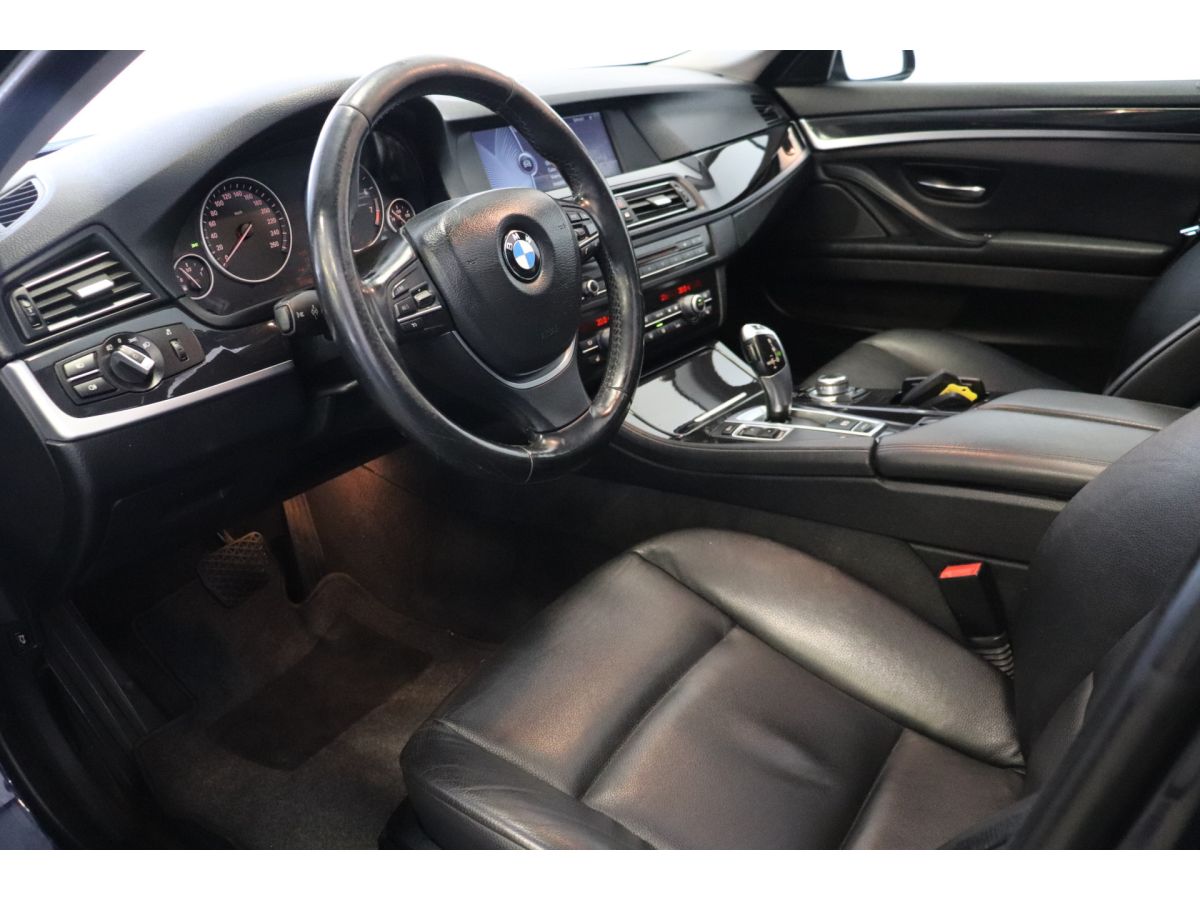 BMW 5 Serie Touring 528i 245PK High Executive BMW 5 Serie Touring 528i 245PK High Executive