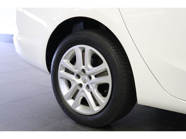 Opel Astra Sports Tourer 1.2 Edition NL Auto 12MND garantie Opel Astra Sports Tourer 1.2 Edition NL Auto 12MND garantie