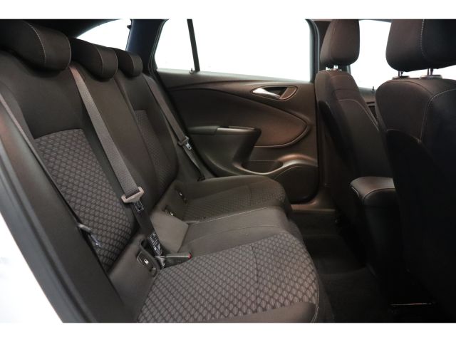 Opel Astra Sports Tourer 1.2 Edition NL Auto 12MND garantie Opel Astra Sports Tourer 1.2 Edition NL Auto 12MND garantie