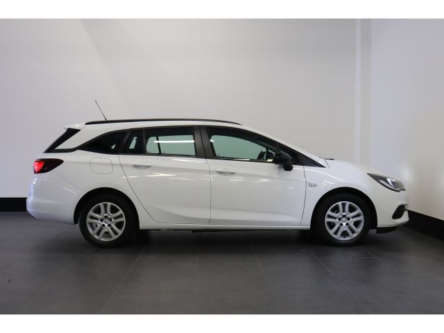 Opel Astra Sports Tourer 1.2 Edition NL Auto 12MND garantie Opel Astra Sports Tourer 1.2 Edition NL Auto 12MND garantie