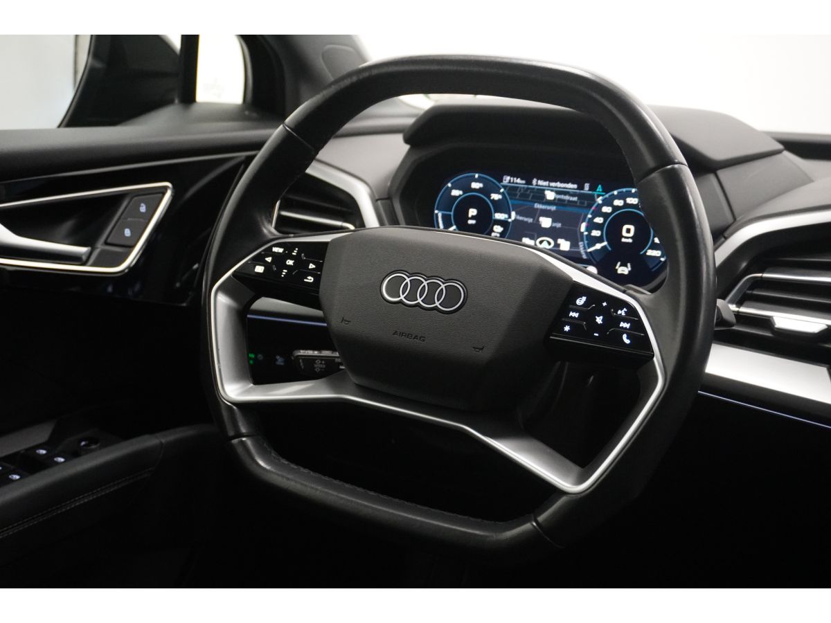 Audi Q4 e-tron 40 Launch edition Advanced S-Line 77 kWh 3 Fasen