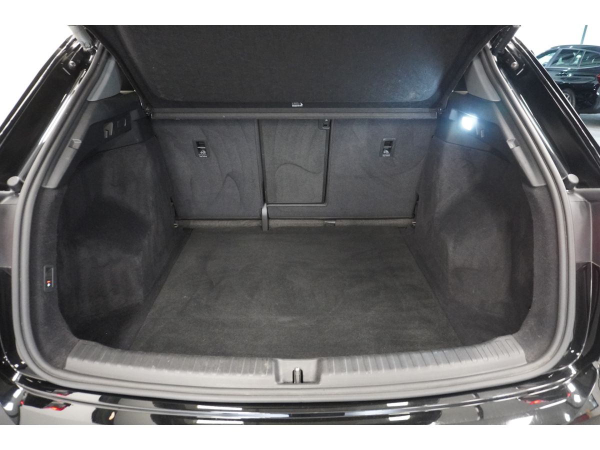 Audi Q4 e-tron 40 Launch edition Advanced S-Line 77 kWh 3 Fasen