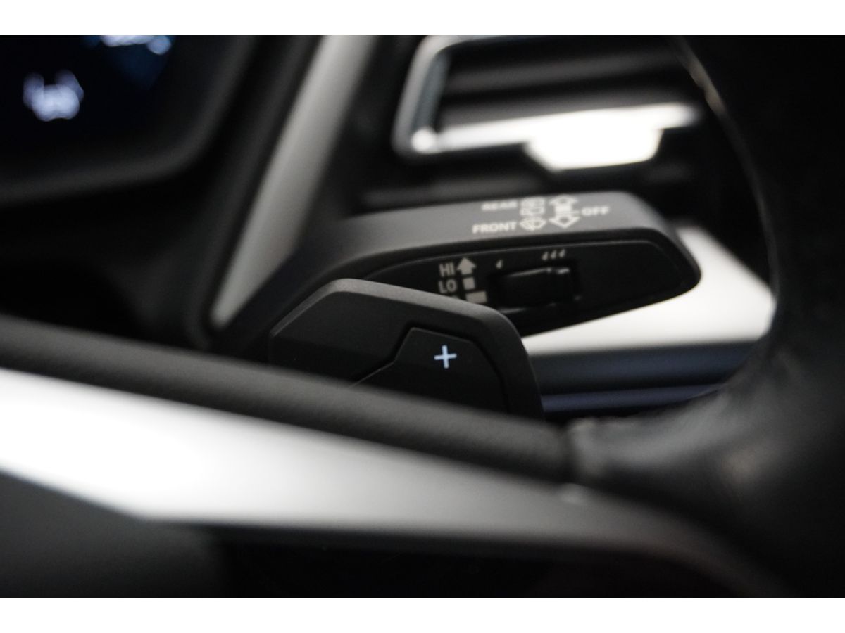Audi Q4 e-tron 40 Launch edition Advanced S-Line 77 kWh 3 Fasen