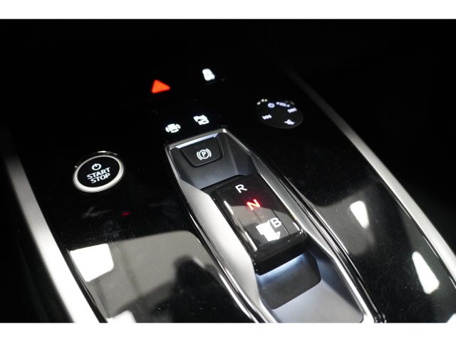 Audi Q4 e-tron 40 Launch edition Advanced S-Line 77 kWh 3 Fasen