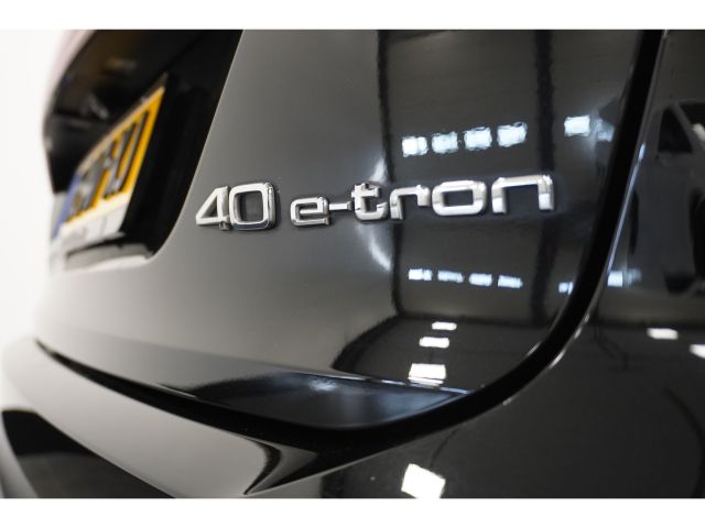 Audi Q4 e-tron 40 Launch edition Advanced S-Line 77 kWh 3 Fasen
