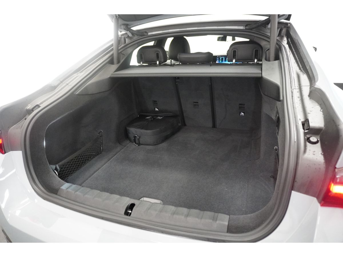 BMW i4 eDrive40 M-Sport High Executive 84 kWh 3 fasen