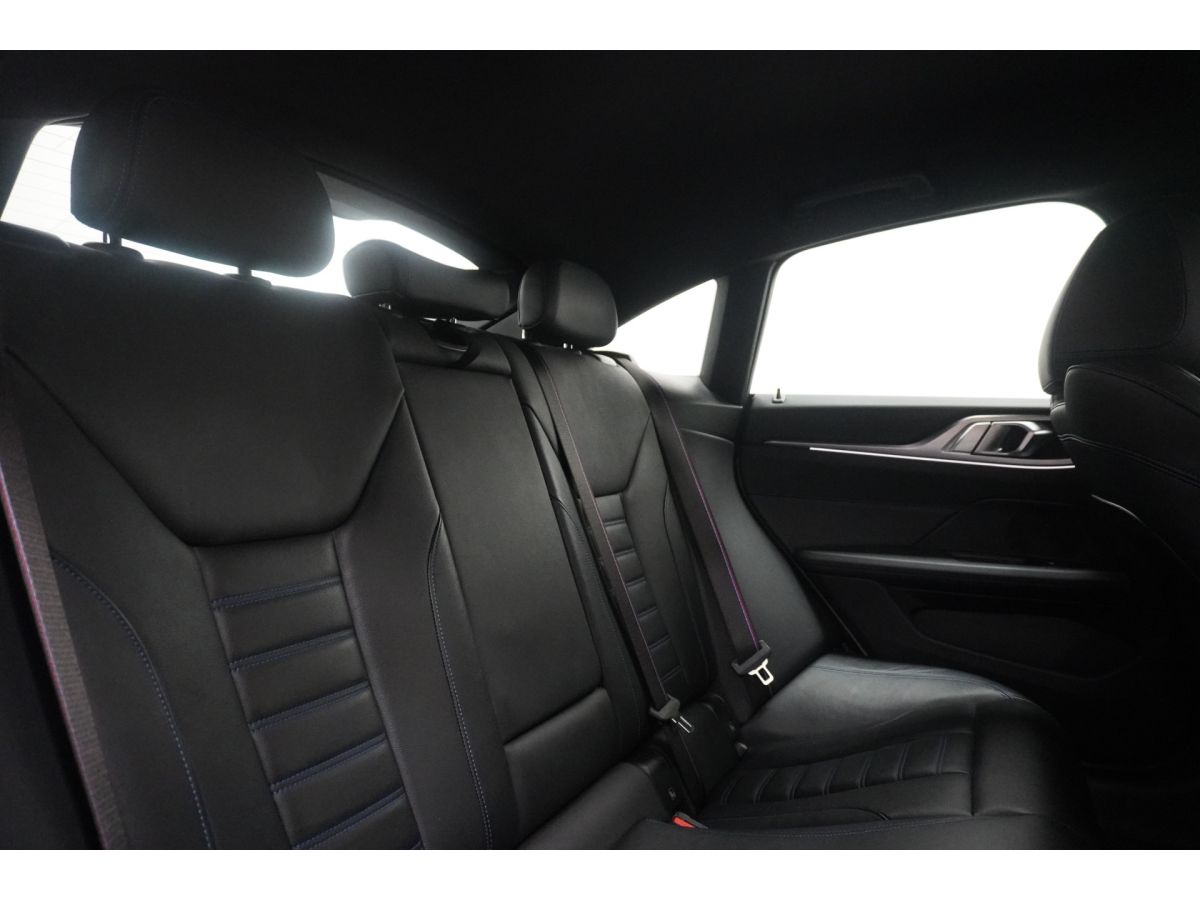 BMW i4 eDrive40 M-Sport High Executive 84 kWh 3 fasen