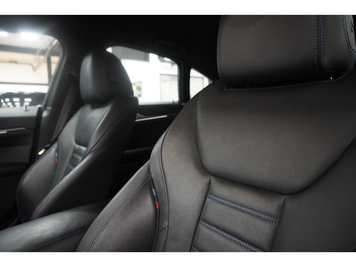 BMW i4 eDrive40 M-Sport High Executive 84 kWh 3 fasen