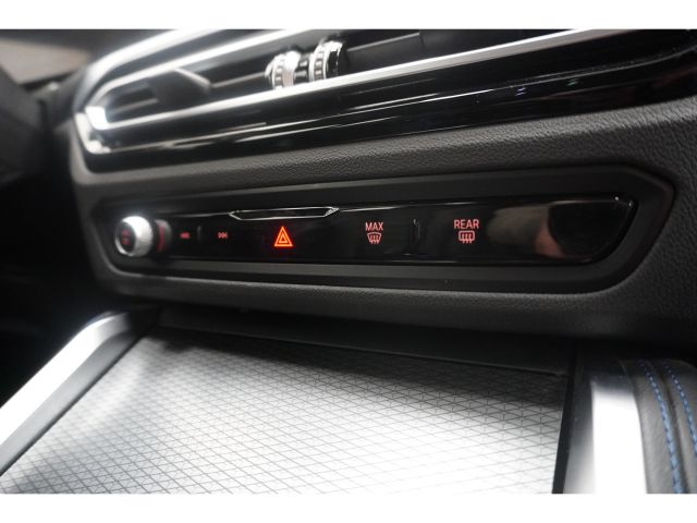 BMW i4 eDrive40 M-Sport High Executive 84 kWh 3 fasen