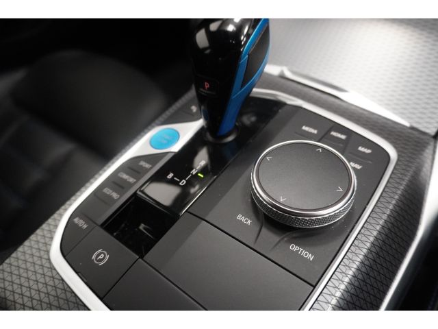 BMW i4 eDrive40 M-Sport High Executive 84 kWh 3 fasen
