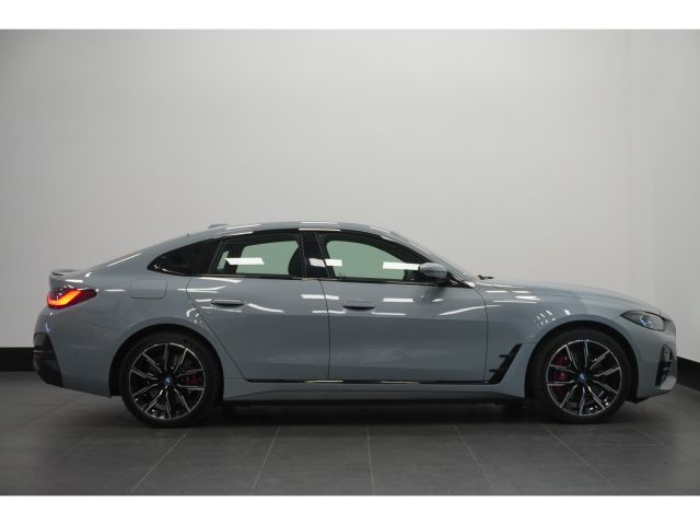 BMW i4 eDrive40 M-Sport High Executive 84 kWh 3 fasen