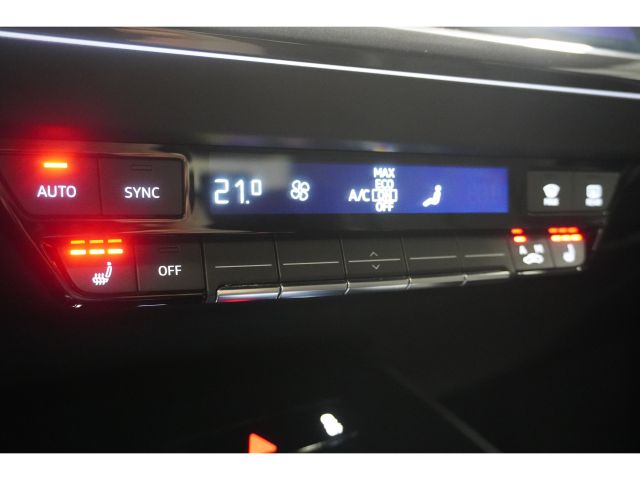Audi Q4 e-tron 40 Launch edition Advanced S-Line 77 kWh 3 fasen