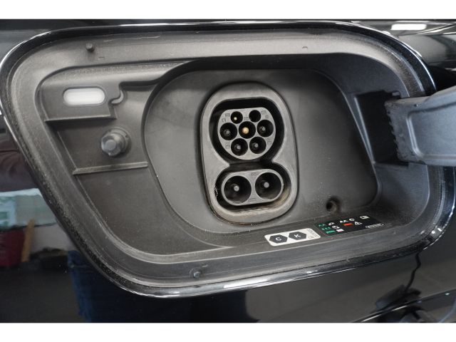 Audi Q4 e-tron 40 Launch edition Advanced S-Line 77 kWh 3 fasen